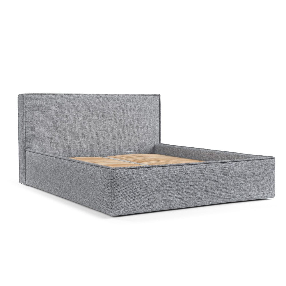 Szürke kárpitozott ágyneműtartós franciaágy ágyráccsal 200x200 cm Lounge L – Maison de Rêve
