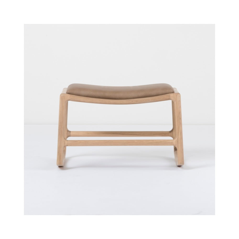 Dedo tömör tölgyfa szerkezetű zsámoly barna bivalybőr ülőkével - Gazzda