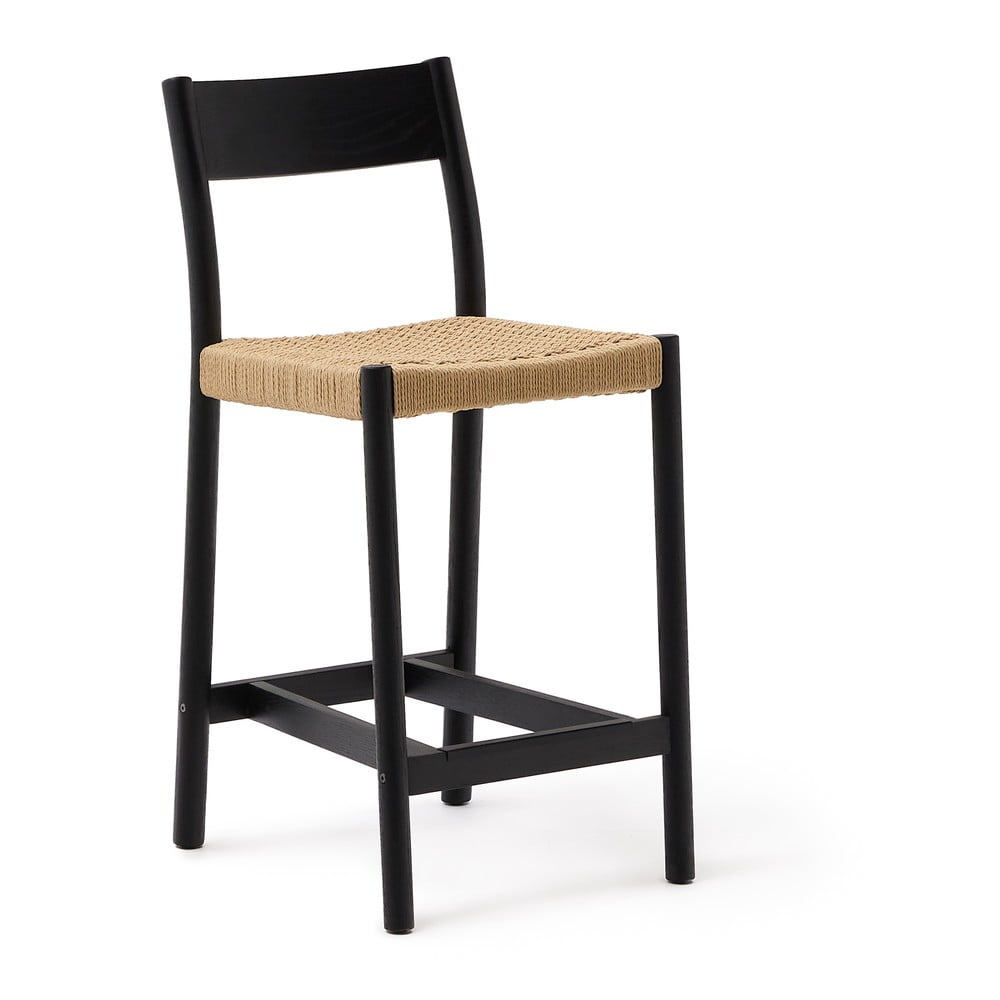 Fekete-natúr színű tölgyfa bárszék (ülésmagasság 65 cm) Yalia – Kave Home